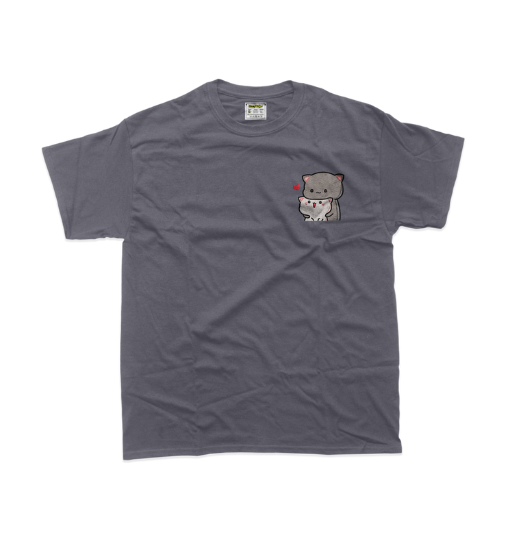 Жіноча футболка з вишивкою 10х10 см - Сірий котик обіймає білого