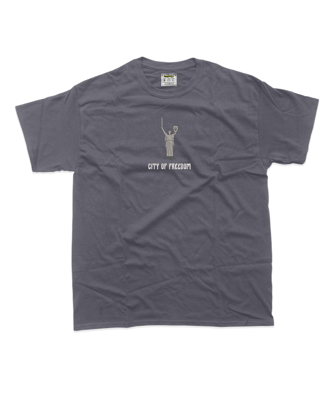 Жіноча футболка з вишивкою 20х20 см - Батьківщина-Мати